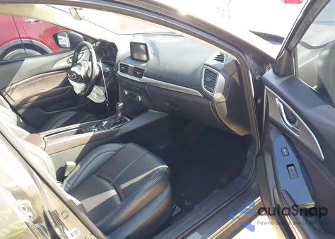 2018 Mazda Mazda3 Touring from USA, damaged, VIN 3MZBN1V3XJM242826